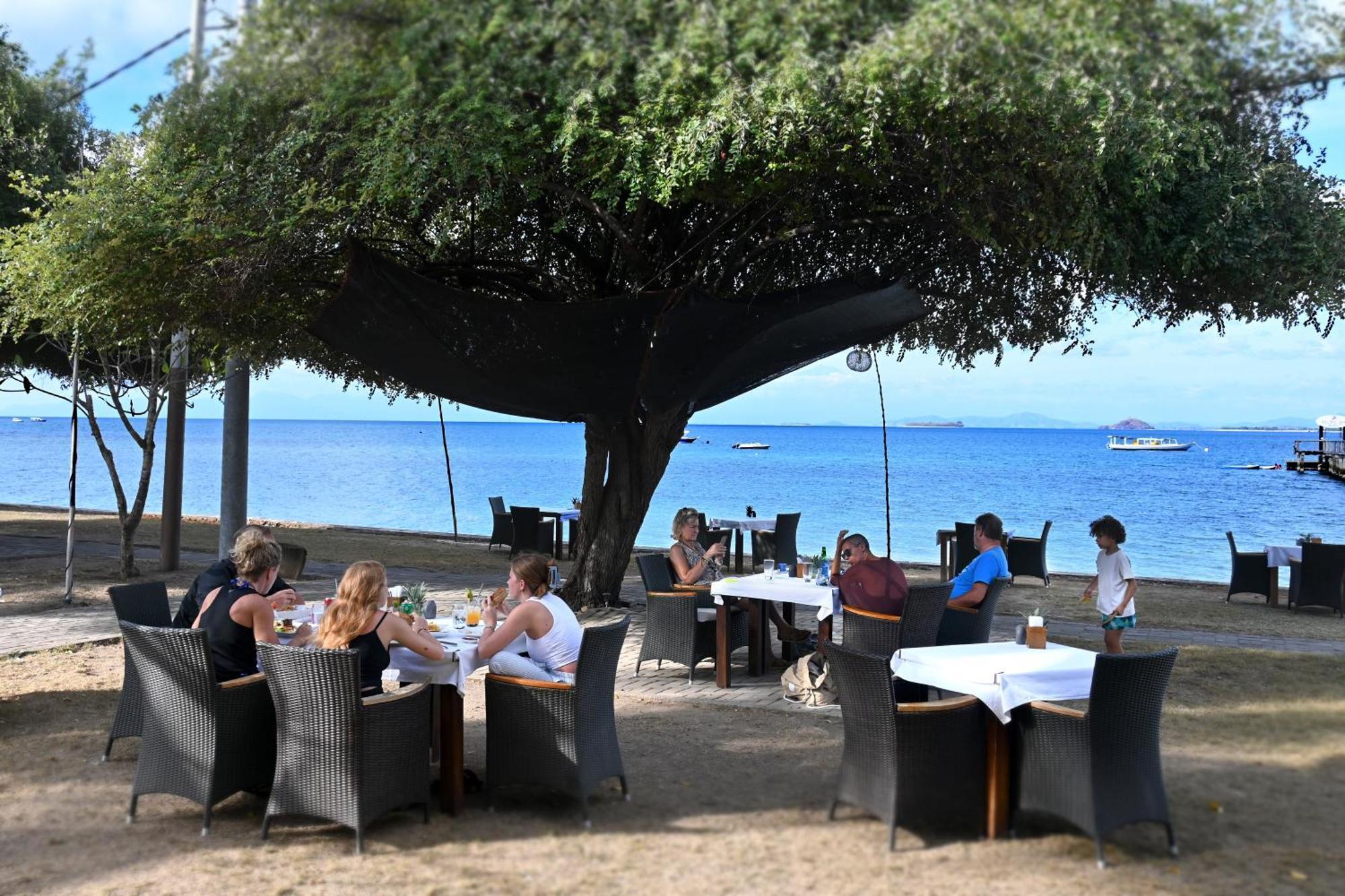 Kokomo Resort Gili Gede Екстер'єр фото